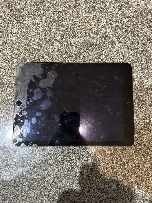 Планшет Apple A1567 iPad Air 2 Wi-Fi 4G