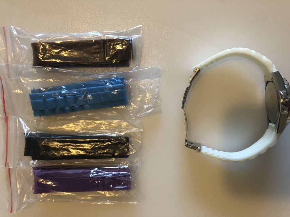 Relogio e respetivas braceletes