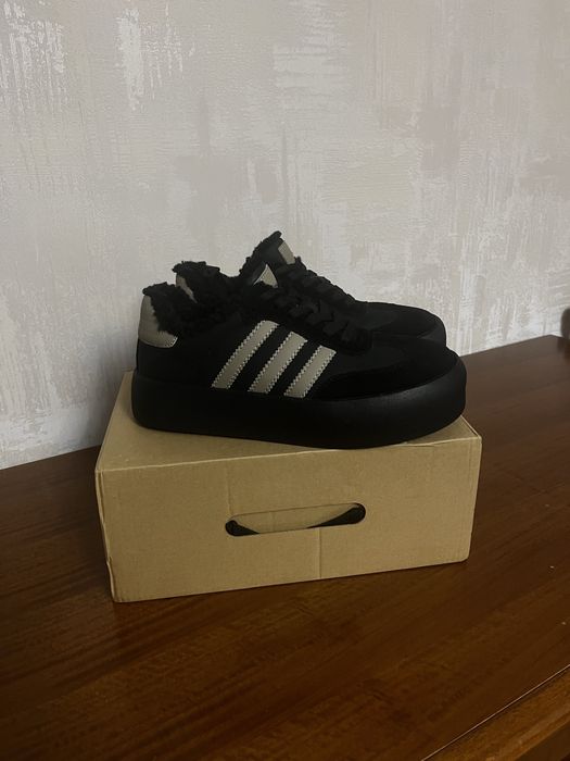 Теплі зимові кросівки на хутрі | устілка 24,5 см