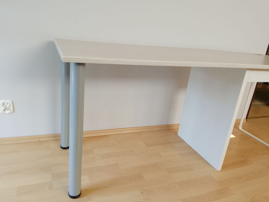 Biurko z dużym obszarem roboczym 175x60cm