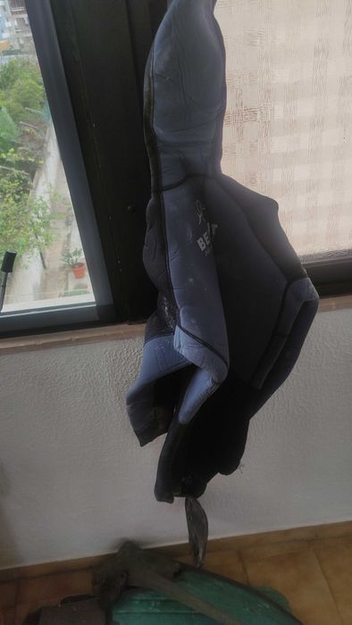 Fato mergulho caça submarina