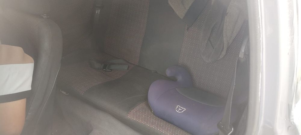 Opel corsa b 1.7 d 5 lugares