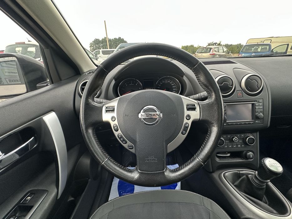 Nissan кашкай +2 свіжо пригнаний сертифікований в дуже гарному стані по всіх питаннях телефонуйте