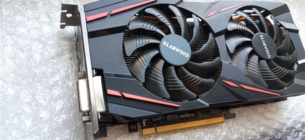 Видеокарта Gigabyte RX 570-4GB/DDR5