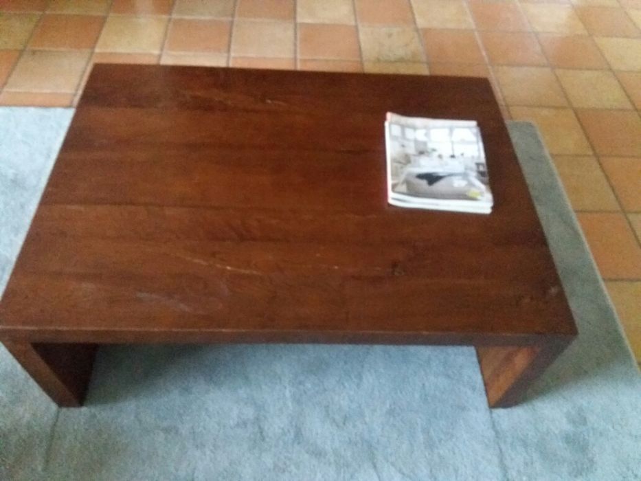 Mesa sala estar em mafeira maciça