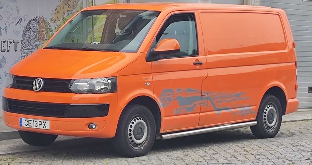 Volkswagen Transporter T5  2.0 TDI