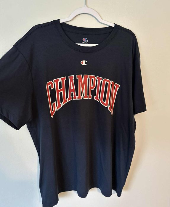 KoszulkA Champion – klasykę streetwearu dla fanów