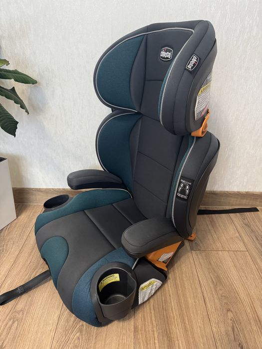 Дитяче автокрісло Chicco KidFit 2-в-1 15-36 кг