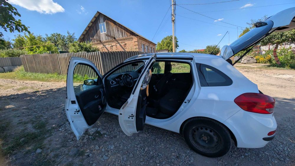 Продам авто Renault Clio універсал 2008р