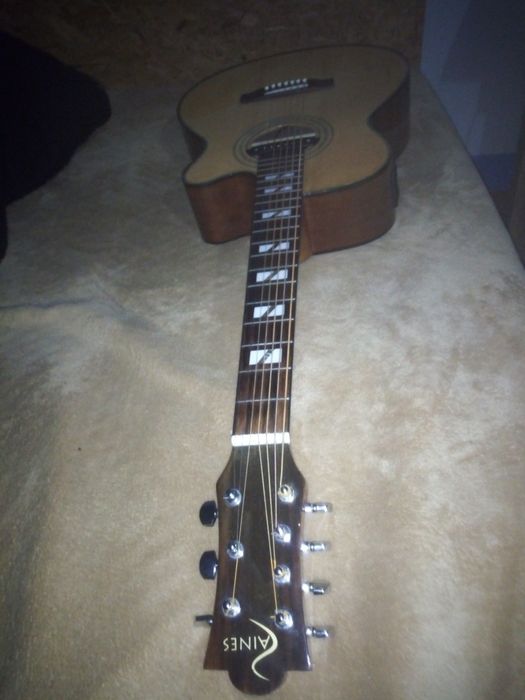 Guitarra Raines electro-acústica 7 cordas