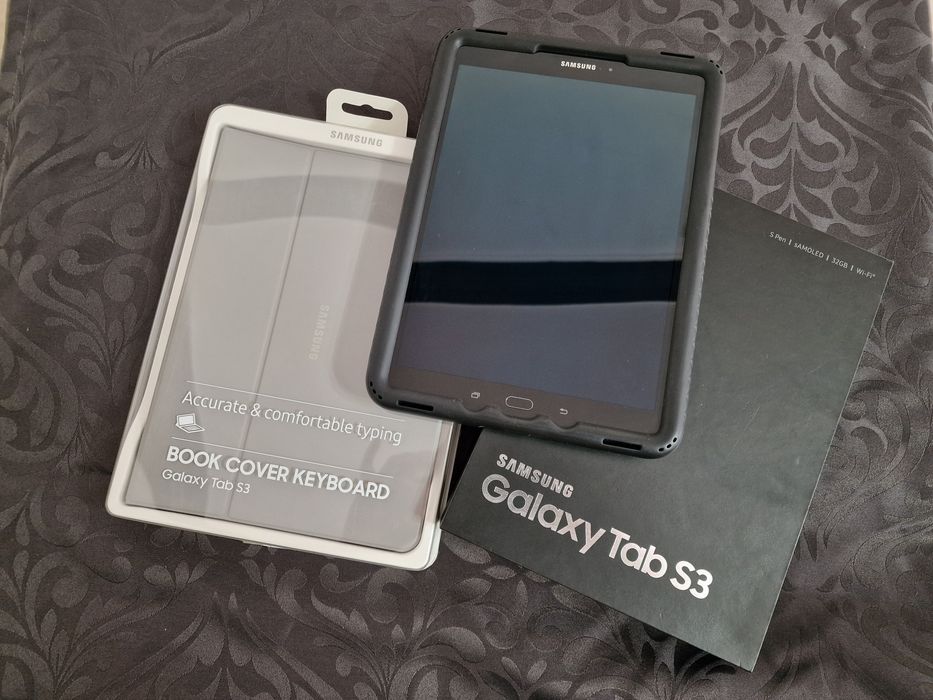 Tablet Samsung Galaxy Tab S3 9,7" + S Pen + Capa Teclado + Acessórios