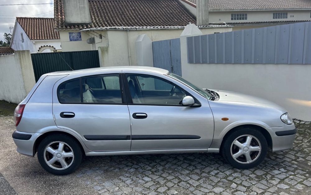 Nissan Almera 1.6 Confort de 2001/03 foto 4