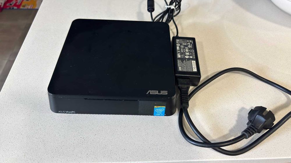 ASUS VC60 - Mini PC - I3 2.4Ghz 8GB DDR3 SSD 120Gb