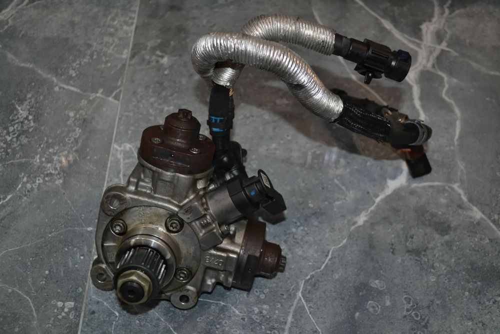 AUDI A4 B9 A5 8W A6 C7 Q5 Q7 3,0 TDI POMPA WTRYSKOWA PALIWA KOMPLETNA 059130755CG 0445010806