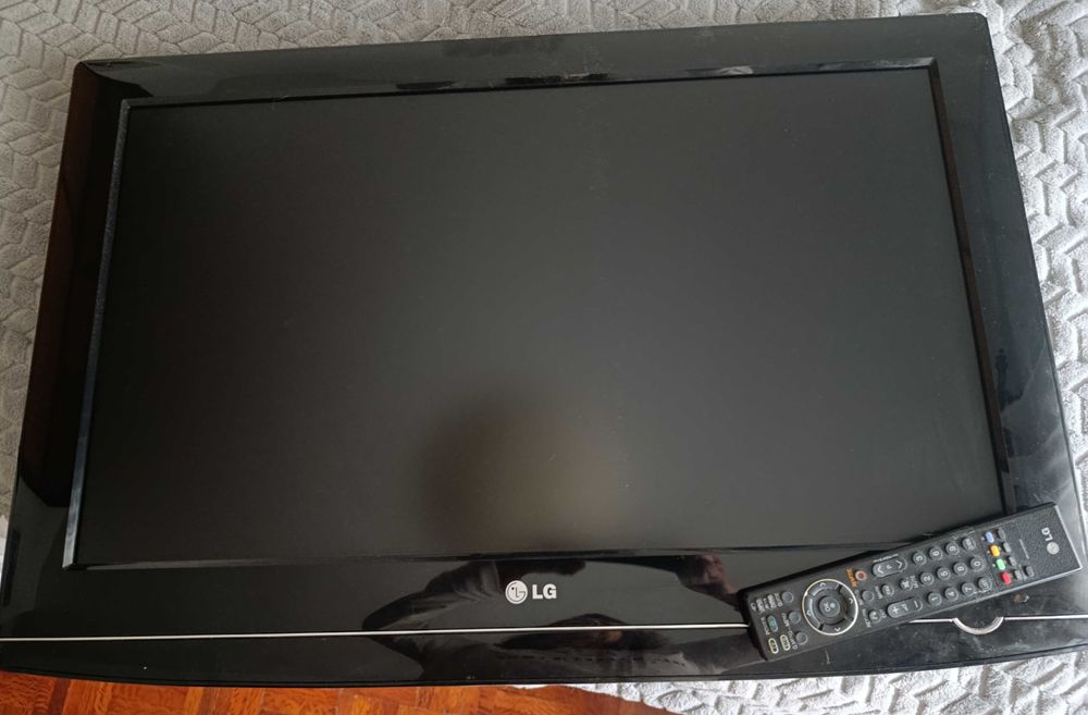 TV LG com comando, scart e DTA
