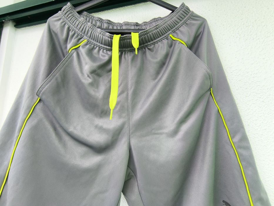 Calções desportivos Puma