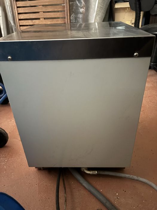 Máquina de lavar loiça industrial