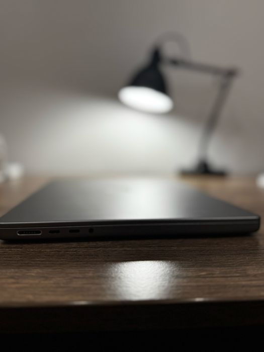 Macbook Pro 14” M1 Pro 512GB 16GB RAM