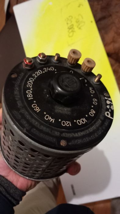 Autotransformator regulacyjny  P-240