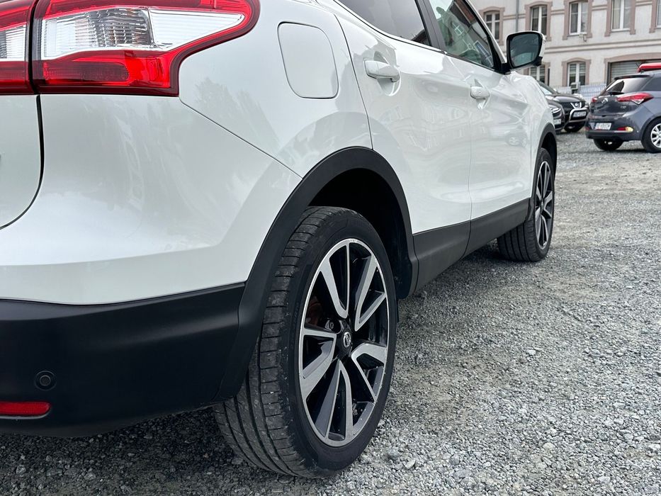Nissan Qashqai 1.5 Diesel 110KM / Bogata Wersja Wyposażenia TEKNA / ZAMIANA