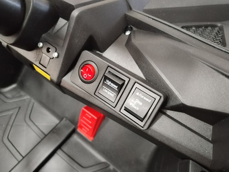 Carro eléctrico criança 12v 4x4