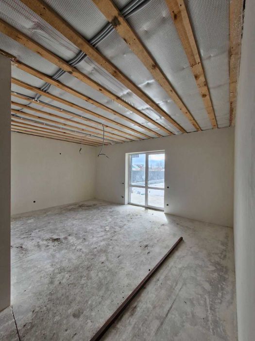 Продаж нового будинку, р-н вул. Бежівка, центр