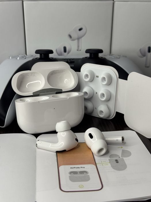 Apple AirPods Pro 2 Gen - навушники з шумозаглушенням та режимом просторового аудіо