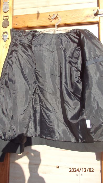 Kurtka z kapturem pikowana rozmiar M.