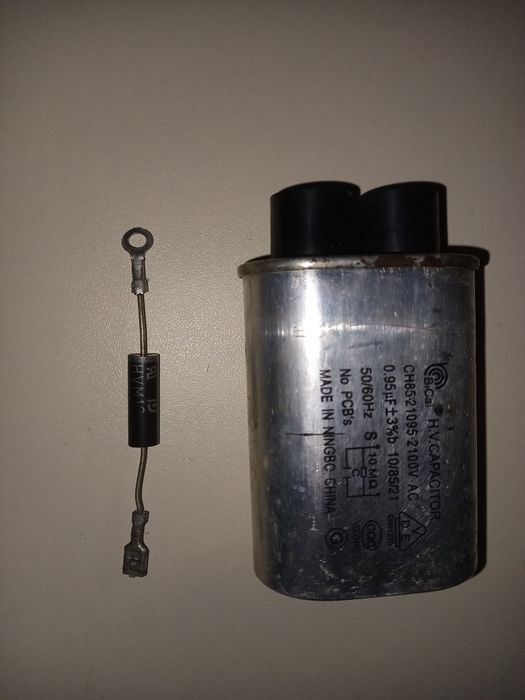 Конденсатор и диод для микроволновки.