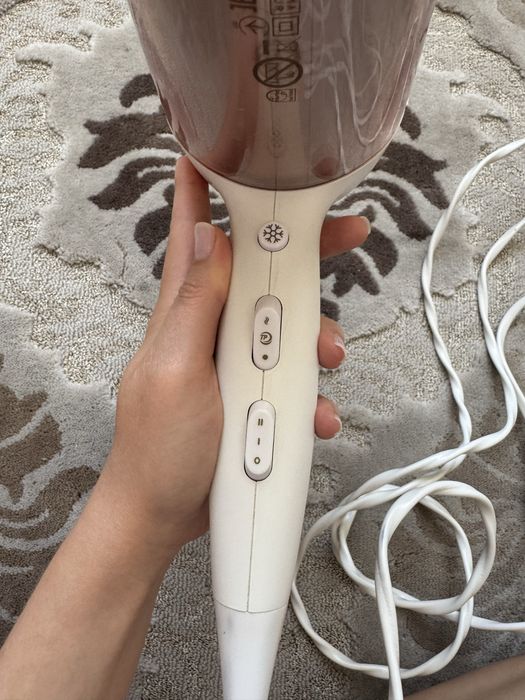 Фен Philips ionic