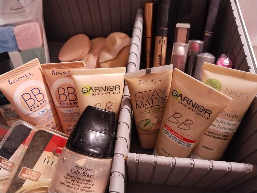 Mala de Maquilhagem + Make-up • (Maioria) Nova! Selada