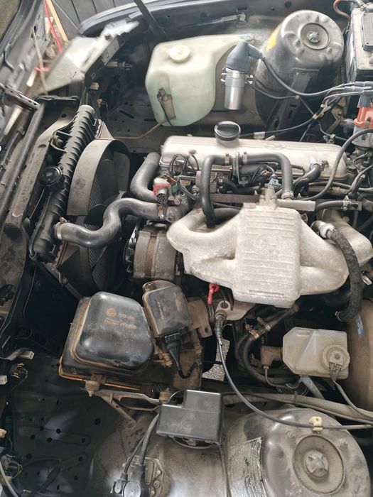 BMW e 30 1800i  com inspeção