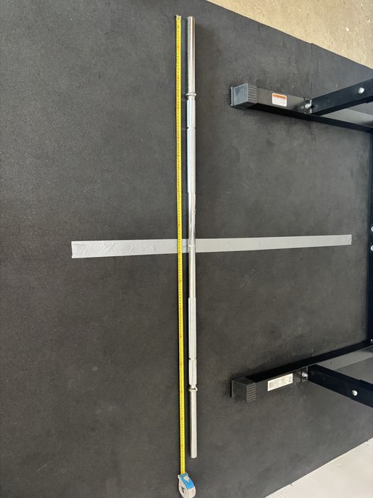 Gryf prosty 155 cm. Otwór - 25 mm.