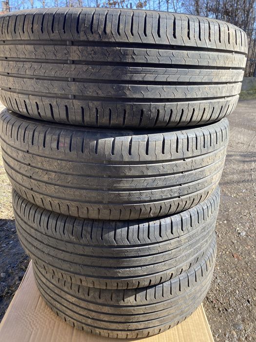 Komplet opon letnich continental 215/60/17