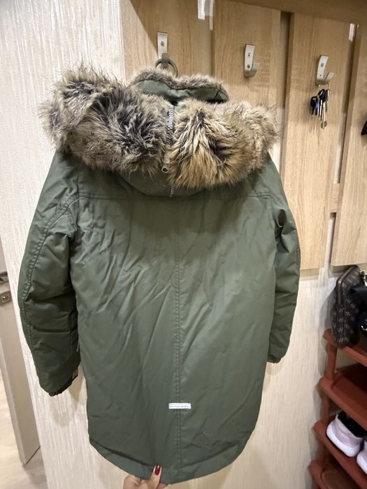 Продам зимову дитячу курточку на хлопчика