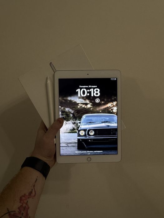 Apple Ipad 9.7 128 apple pencil у відміному стані