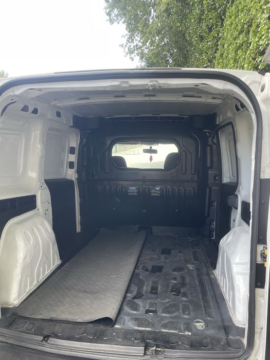Fiat doblo 1.6 muito estimada