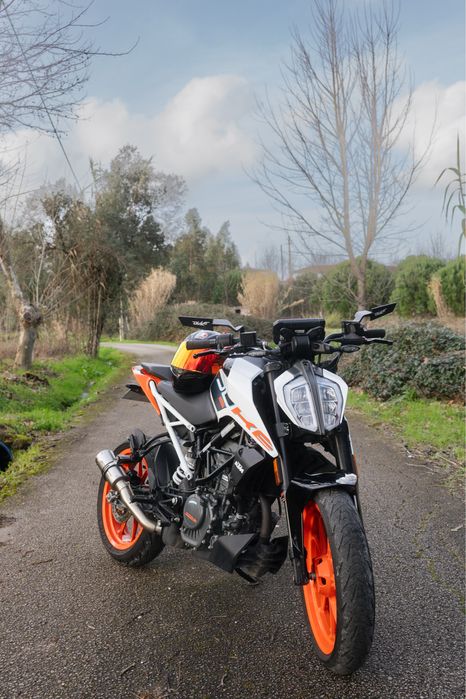 Ktm duke 125 ano 2023
