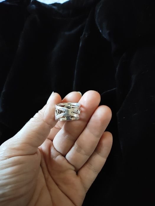 Срібло, аметист 925 проба.