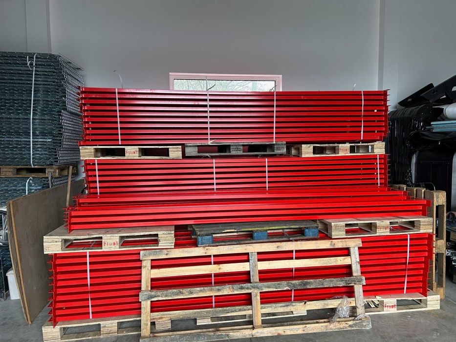 Regały paletowe magazynowe przemysłowe Mago MGL HX trawersy 360cm hala