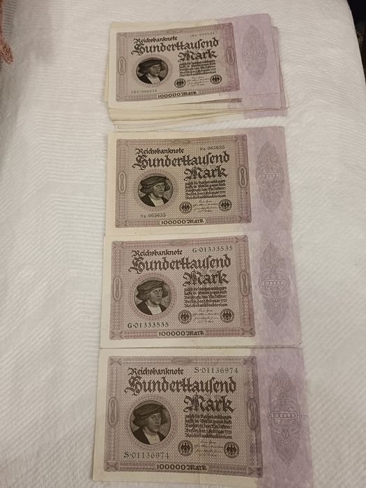 100 000 MARKI NIEMIECKIE z 1923 r. - 10 zł/ szt