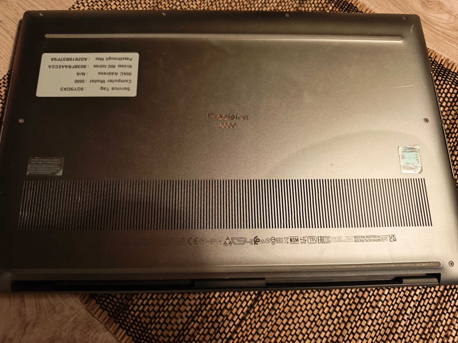 Dell Precision 5560 – 64 GB RAM