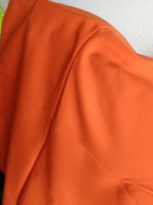 Excedente de equipamentos e utensílios de restauração