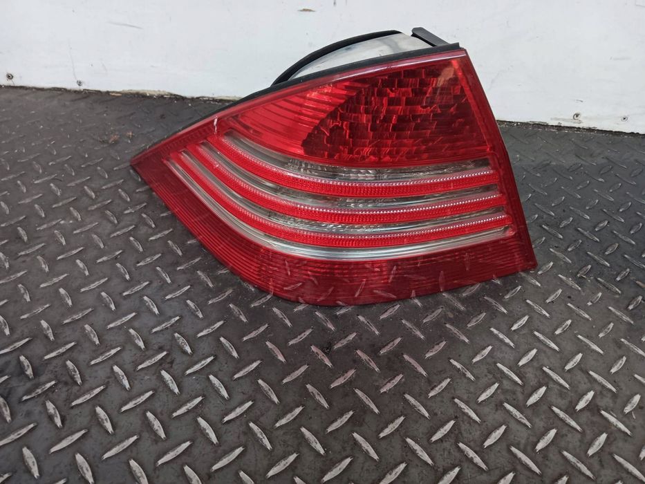 lampa lewy tył tylna mercedes w220 lift a2208200764 eu