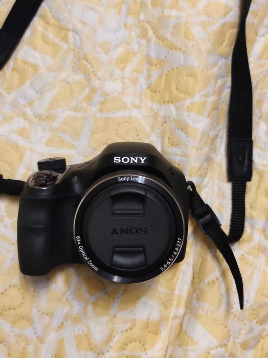 Máquina fotográfica Sony Cyber Shot DSC-H400