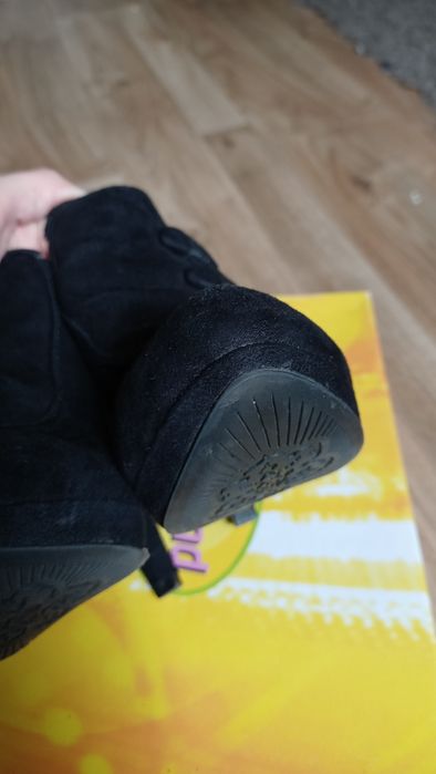 Buty botki na obcasie Graceland