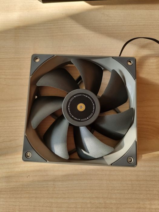 wentylator thermalright 120mm 4pin