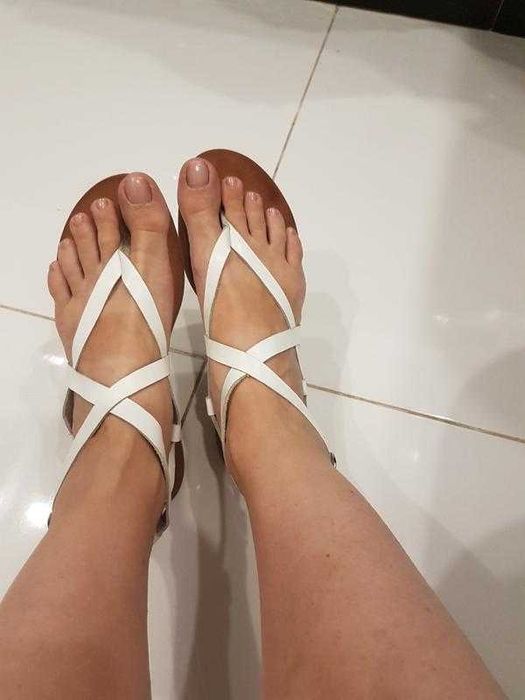 Босоножки вьетнамки натуральная кожа.