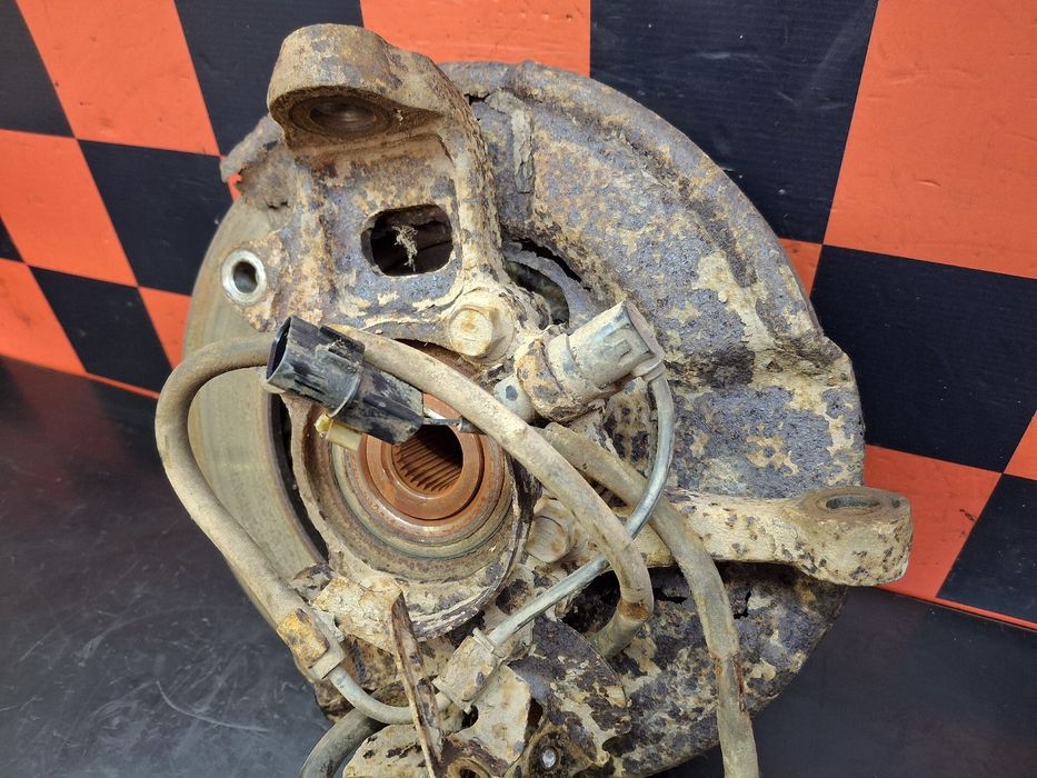 Manga de eixo frente direita MITSUBISHI L 200 / Triton Pick Up Chassis