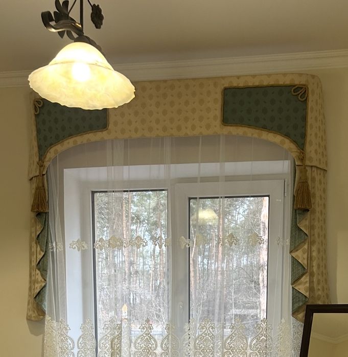 Продам ламбрекен штори